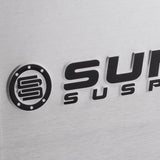 Supreme Suspensions®-nummerskilt i aluminium med ramme